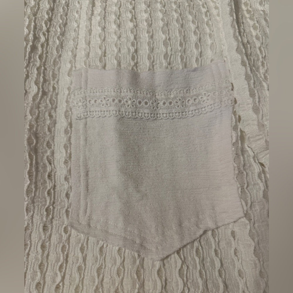 POL Ivory Her Kind Eyelets Crochet Eyelet Top - NWOT - Size L - Picture 6 of 12
